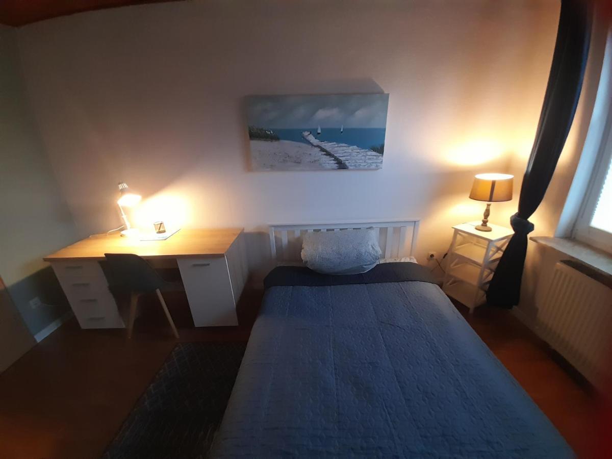Apartment Am Waldrand 1 Person ,Gemuetlich, Nichtraucher Itzehoe Ngoại thất bức ảnh
